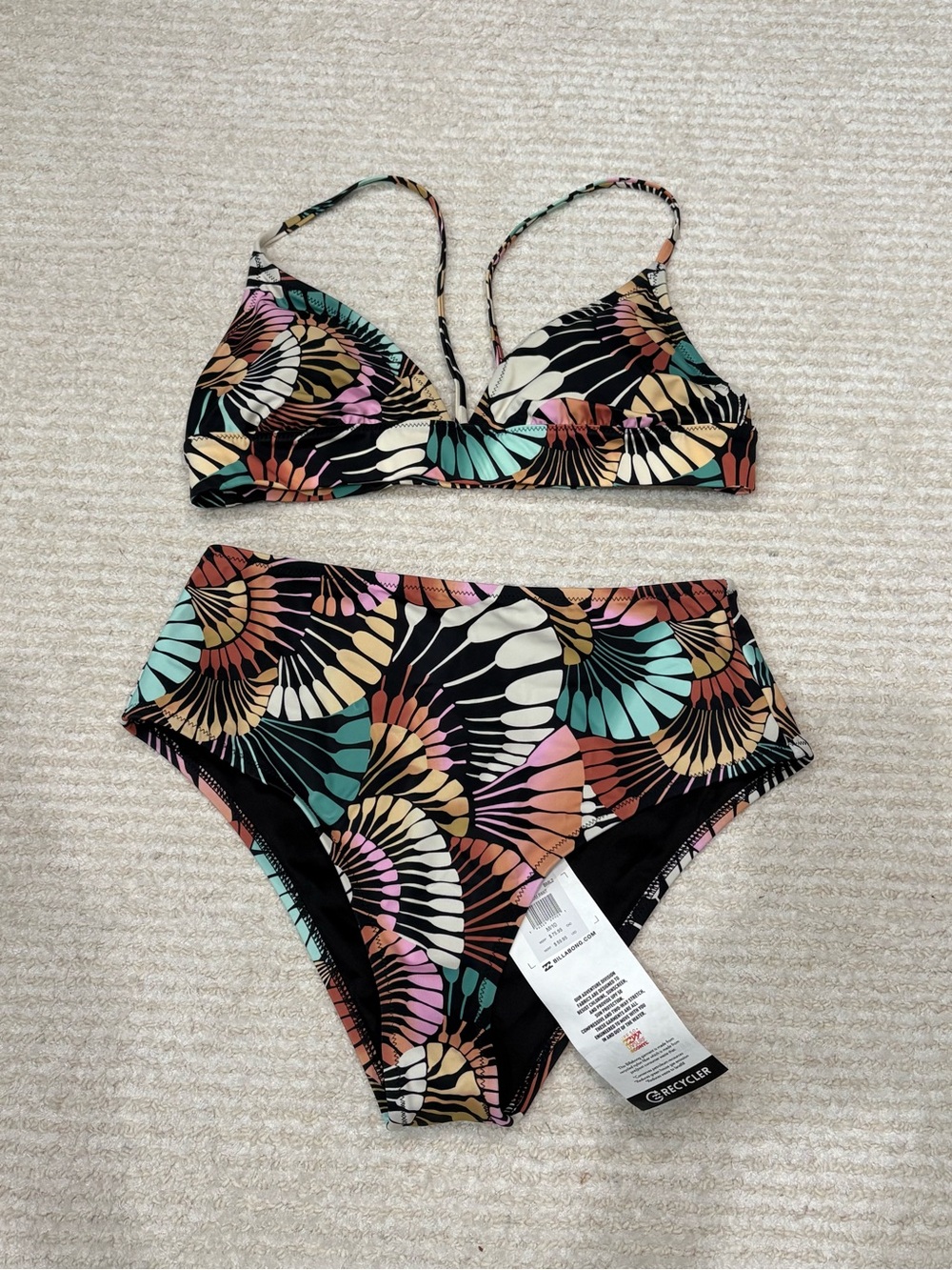 Billabong bikini with two bottoms - Picture 8 of 8